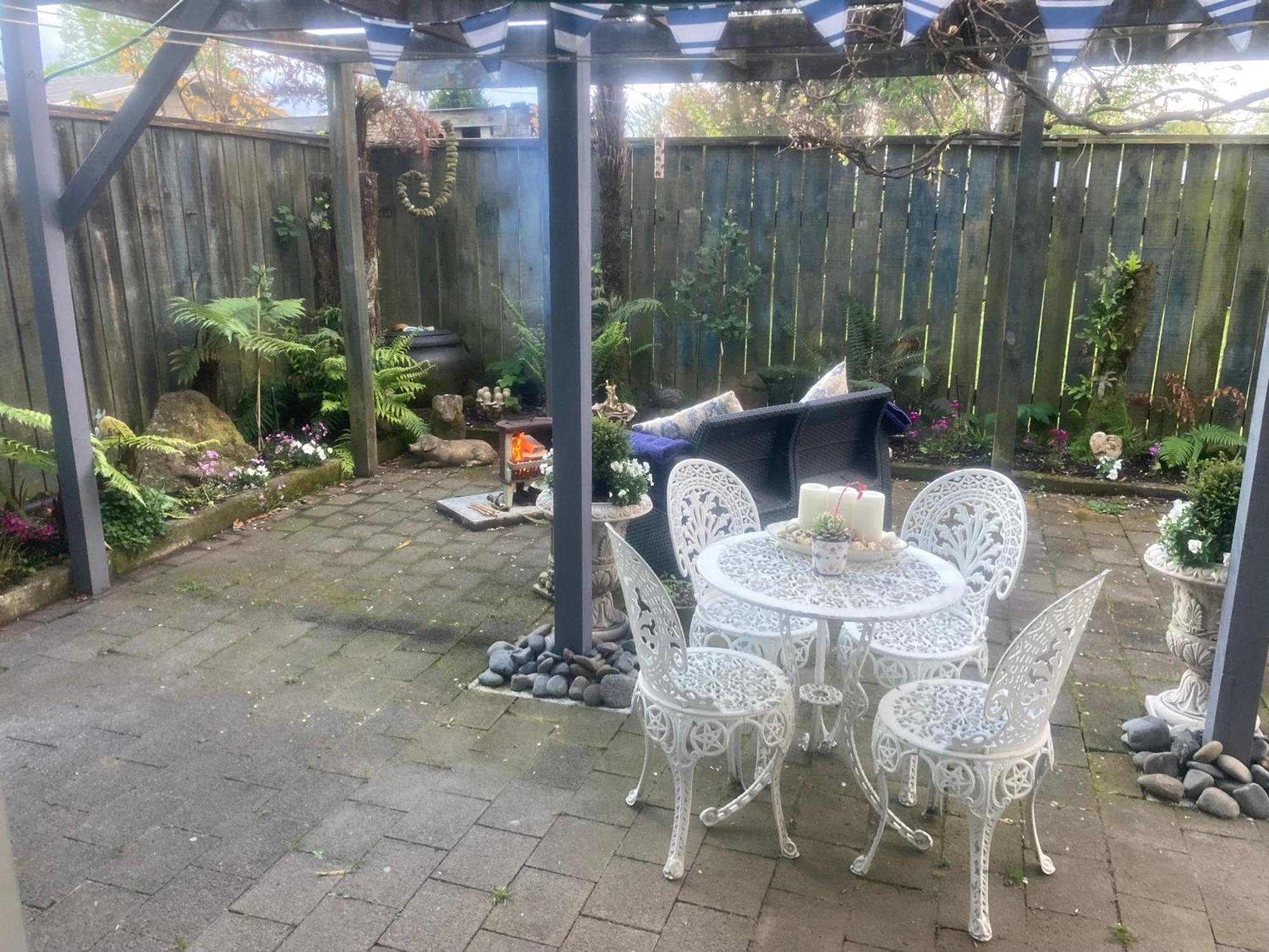 Anglers Adventure Paradise Cabin Bnb Wifi Parking Turangi Exteriör bild